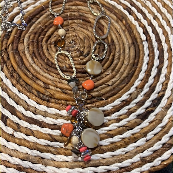 3/$18 Necklace with Silver, Oranges, Tan, Brown Colors - Lot 676 - Picture 2 of 10
